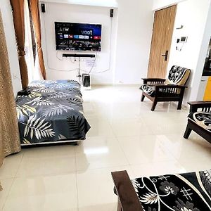Spacious Well Furnished Home Stay - Self Check-In Alandi Exterior photo