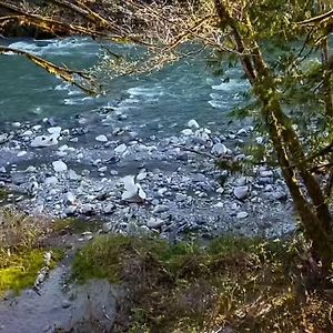 Mt. Pilchuck River Cabin - Hot Tub-Beach-Firepit Granite Falls Exterior photo