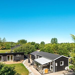 5 Person Holiday Home In Glesborg Exterior photo