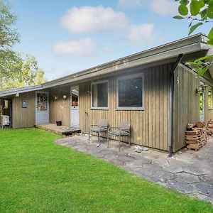 Beautiful Home In Ebeltoft With Kitchen Exterior photo