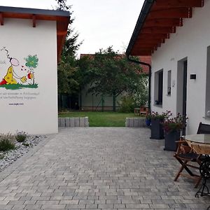 Weitersfeld Wohlfuehlhof Bachzelt酒店 Exterior photo