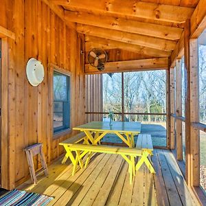 Greenfield Cabin With Screened-In Porch And Fire Pit! Exterior photo