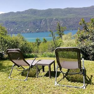 Meuble Avec Jardin Au Bord Lac Du Bourget Brison-Saint-Innocent Exterior photo