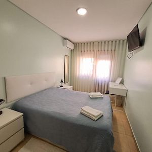 Private Room At Fatima'S 波尔图 Exterior photo