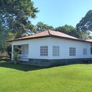 Excelente Casa Com 3 Quartos Com Suite E Quintal Enorme Gramado A 600M Da Praia Em Saquarema Para Ate 8 Pessoas Exterior photo