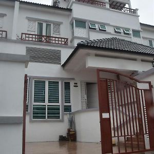 Nimah Seaview Homestay 乔治敦 Exterior photo