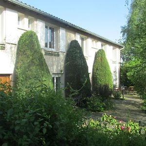 Chomelix Auberge De L'Arzon酒店 Exterior photo