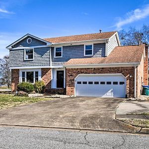 Spacious Chesapeake Home With Pool Table! Exterior photo