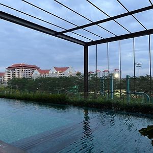 Bell Suites Near Klia By The Renters Homestay 雪邦 Exterior photo