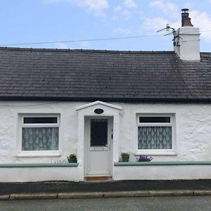 Cobweb Cottage Waenfawr Exterior photo