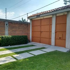 A Beautiful House In Oaxtepec With Swimming Pool别墅 Exterior photo