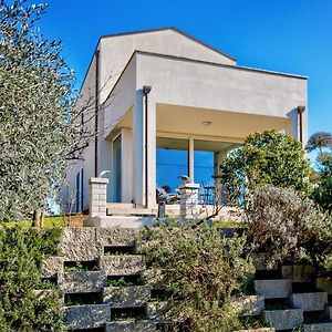 Villa Il Poggino - Modern House 弗约诺德拉亚那 Exterior photo