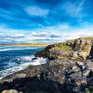 Bundoran Seaside Stays House - Wifi, Large Spacious Home Exterior photo