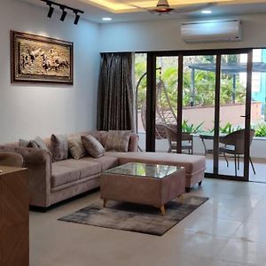 02-Jenvin Luxury Homes - Garden View 2Bed Apartment, North Goa 果阿旧城 Exterior photo