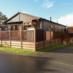 Charming Hazel Lodge - Relaxing Devon Getaway Chudleigh Exterior photo