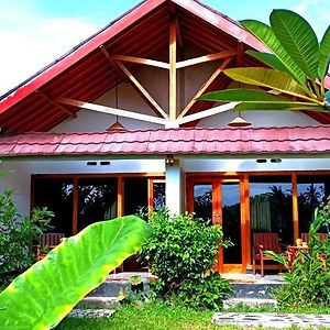 Novia Guest House Lombok-特特巴图 Exterior photo