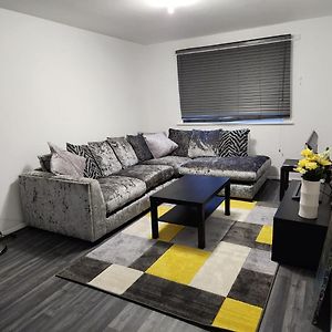 1 Bedroom Service Apartment With Netflix 西瑟罗克 Exterior photo