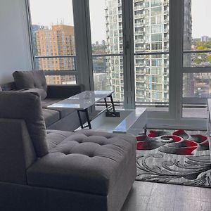 Exquisite Condo By Exhibition Place Downtown 多伦多 Exterior photo