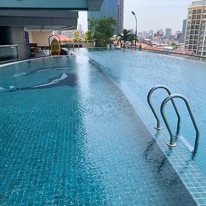 B70 Hc Rental Apartment At Tk Central With Swimming Pool & Gyms 金边 Exterior photo