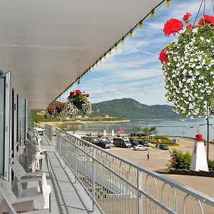 Saint-Siméon Auberge Sur Mer Charlevoix酒店 Exterior photo