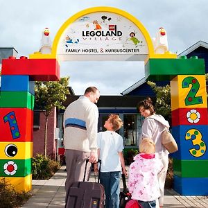 Legoland Village Family Hostel 比隆 Exterior photo