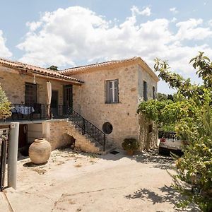 Charming 3-Bed Villa In Pidasos With Open Views Exterior photo