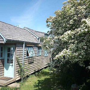 布德Tiny House On Isolated Farm By The Cornish Coast别墅 Exterior photo