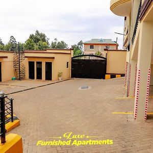 Luxe Furnished Apartments Unit 3 Meru Exterior photo