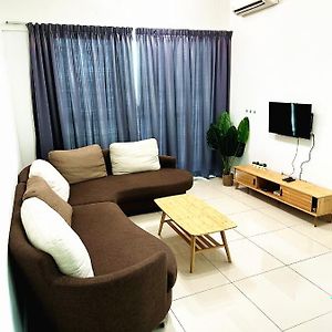●Oim11●Lovely Condo 3Bedrooms With Facilities 峇六拜 Exterior photo