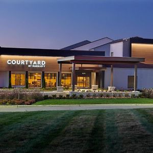 Courtyard By Marriott Indianapolis Castleton酒店 Exterior photo