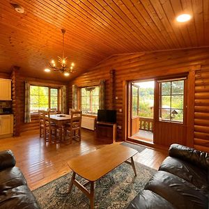 Countryside 3 Bedroom Log Cabin With Private Hot Tub - Ash 莱明斯特 Exterior photo