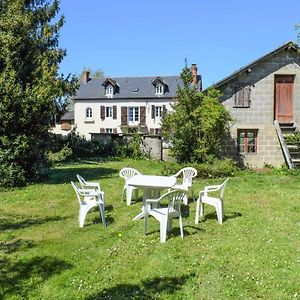 Cozy Home In Miossens Lanusse With Kitchenette Exterior photo