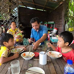 Phonluer Angkor Homestay, 暹粒 Exterior photo