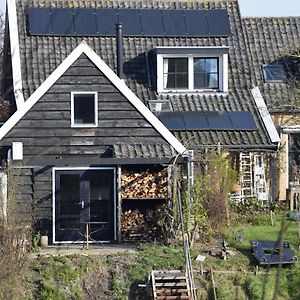 Tij Tiny House Aan Het Getijdewater In Zierikzee别墅 Exterior photo