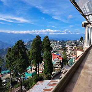 Darjeeling Heights - A Boutique Mountain View Homestay Exterior photo