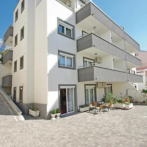 Awesome Apartment In Makarska With Wifi Exterior photo