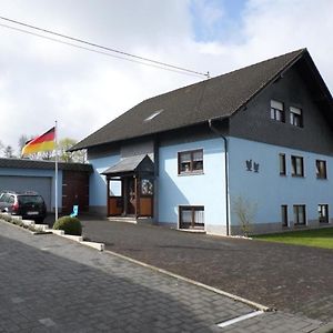 Wohnung In Dreisbach Mit Terrasse, Garten Und Grill Exterior photo