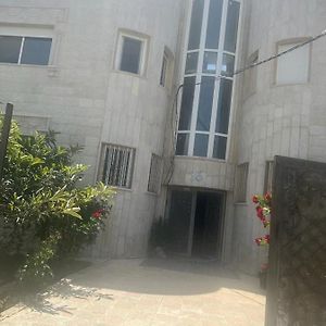 Ain JannaAjloun Rest House公寓 Exterior photo