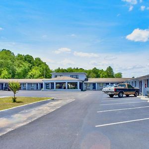 罗德威酒店-斯温斯伯勒 Swainsboro Exterior photo