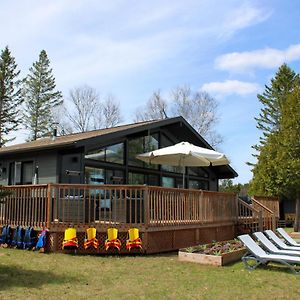 Lake House Chalet Laurentians Nominingue Exterior photo