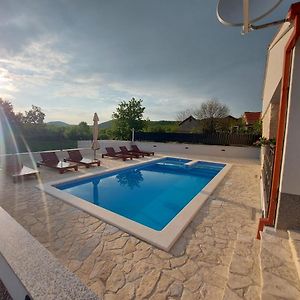 Villa Ana Marija - Family Destination With Heated Pool Lecevica Exterior photo