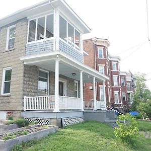 Charming Victorian Home In Historic District 纽堡 Exterior photo