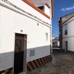 São Pedro do CorvalCasa Da Praca别墅 Exterior photo
