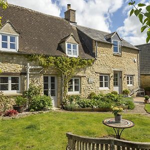 Mole End Cottage North Cerney Exterior photo