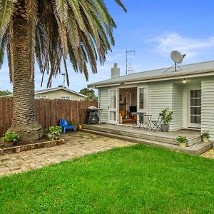 The Remodelling Room - Mount Maunganui Cottage 陶朗加 Exterior photo