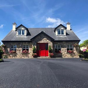 Cosy Rooms In A Stone Cottage 戈尔韦 Exterior photo