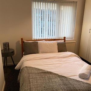 Spacious Luxurious Serviced Accommodation 3 Warmsworth Exterior photo