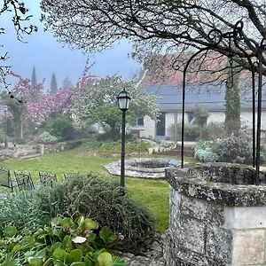 Garden Retreat Loire Riverside Bréhémont Exterior photo