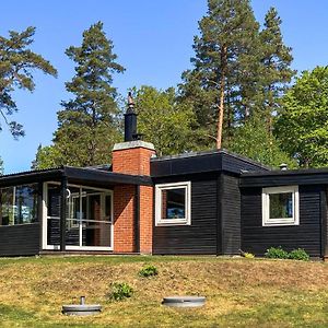 Pet Friendly Home In Lidhult With Kitchen Löckna Exterior photo