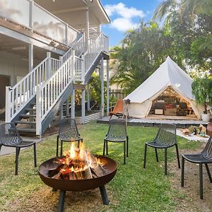 Stunning Beach House & Glamping Tent - Sunshine Coast 卡伦德拉 Exterior photo